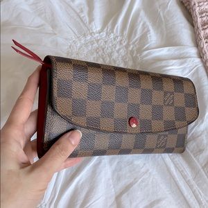 Louis Vuitton Emelie Wallet